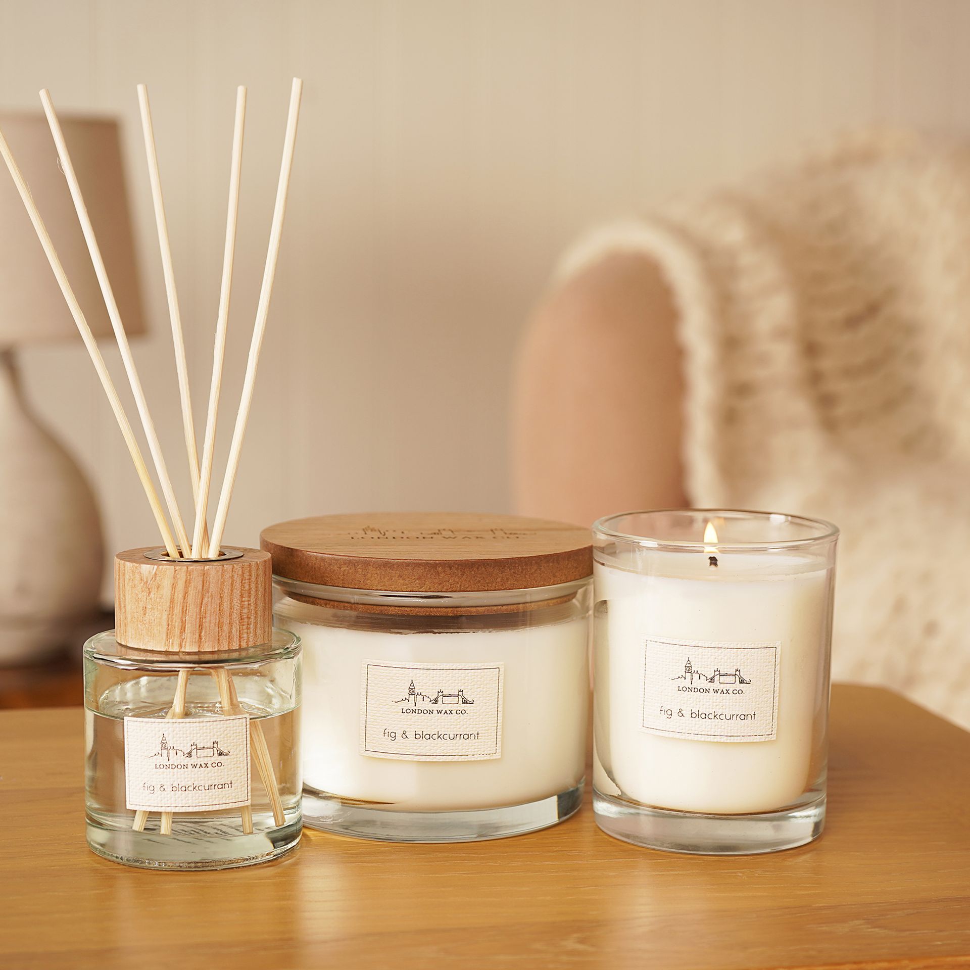 The London Wax Company Fig & Blackcurrant Lidded Candle 368g - Image 4