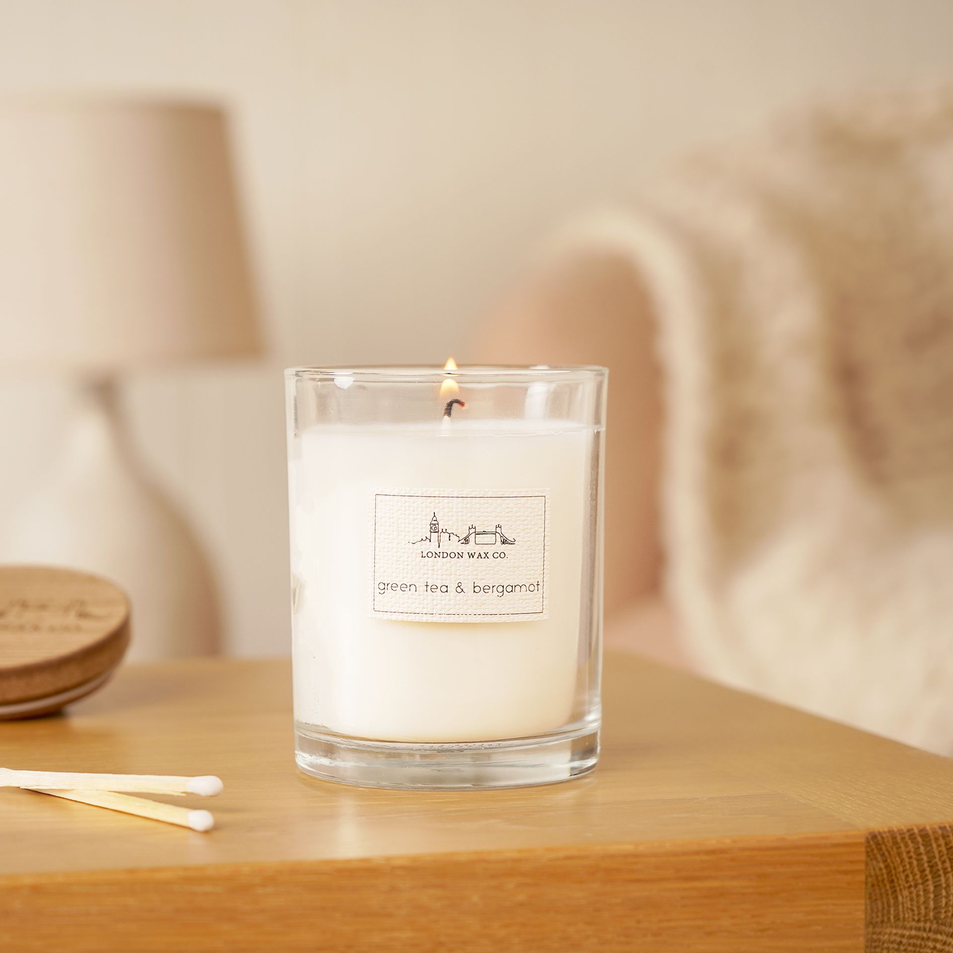 The London Wax Company Green Tea & Bergamot Lidded Candle 226g - Image 3