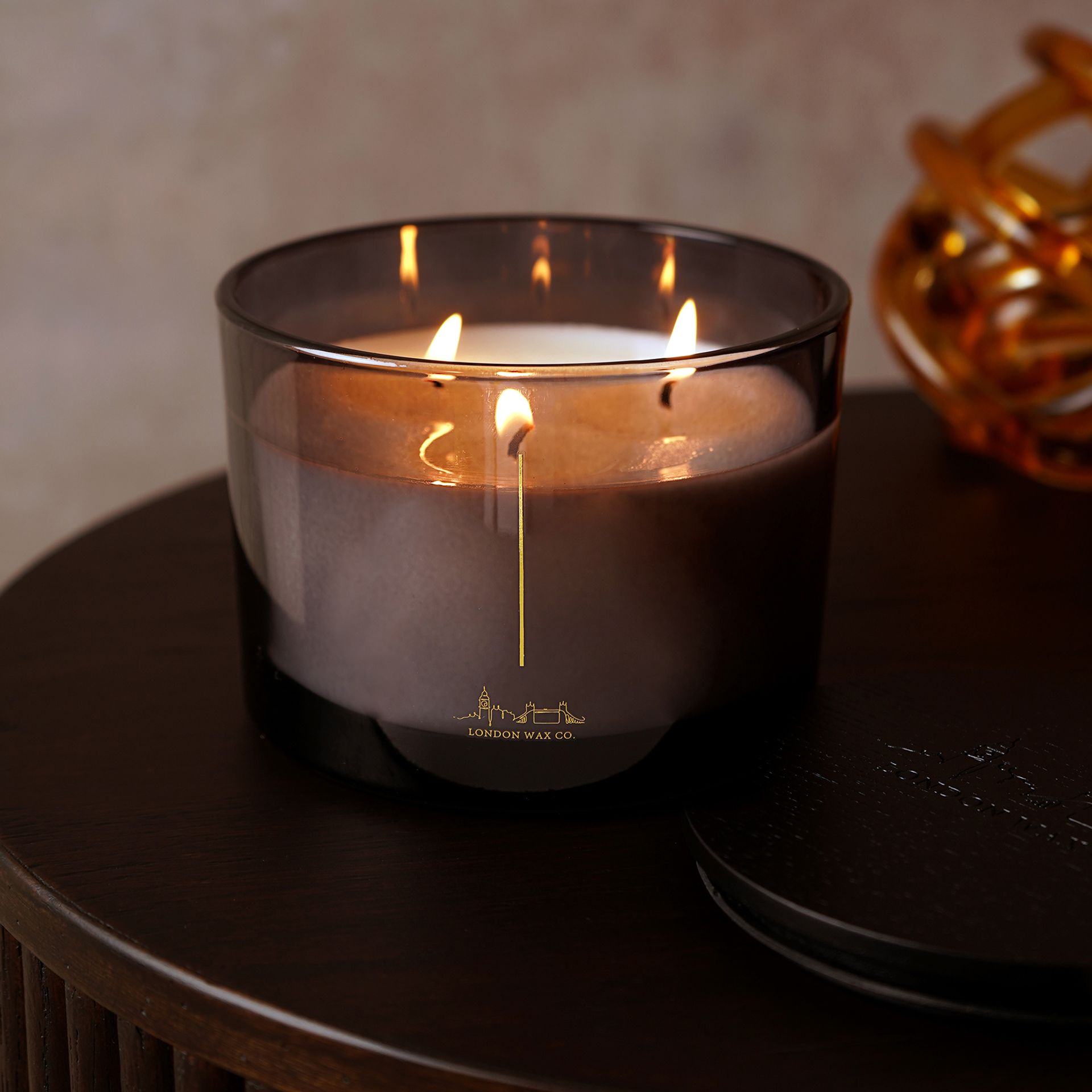The London Wax Company Essence Of Time 3 Wick Candle 397g - Image 3