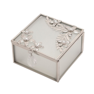 Sophia Classic Silver Daisy Square Trinket Box